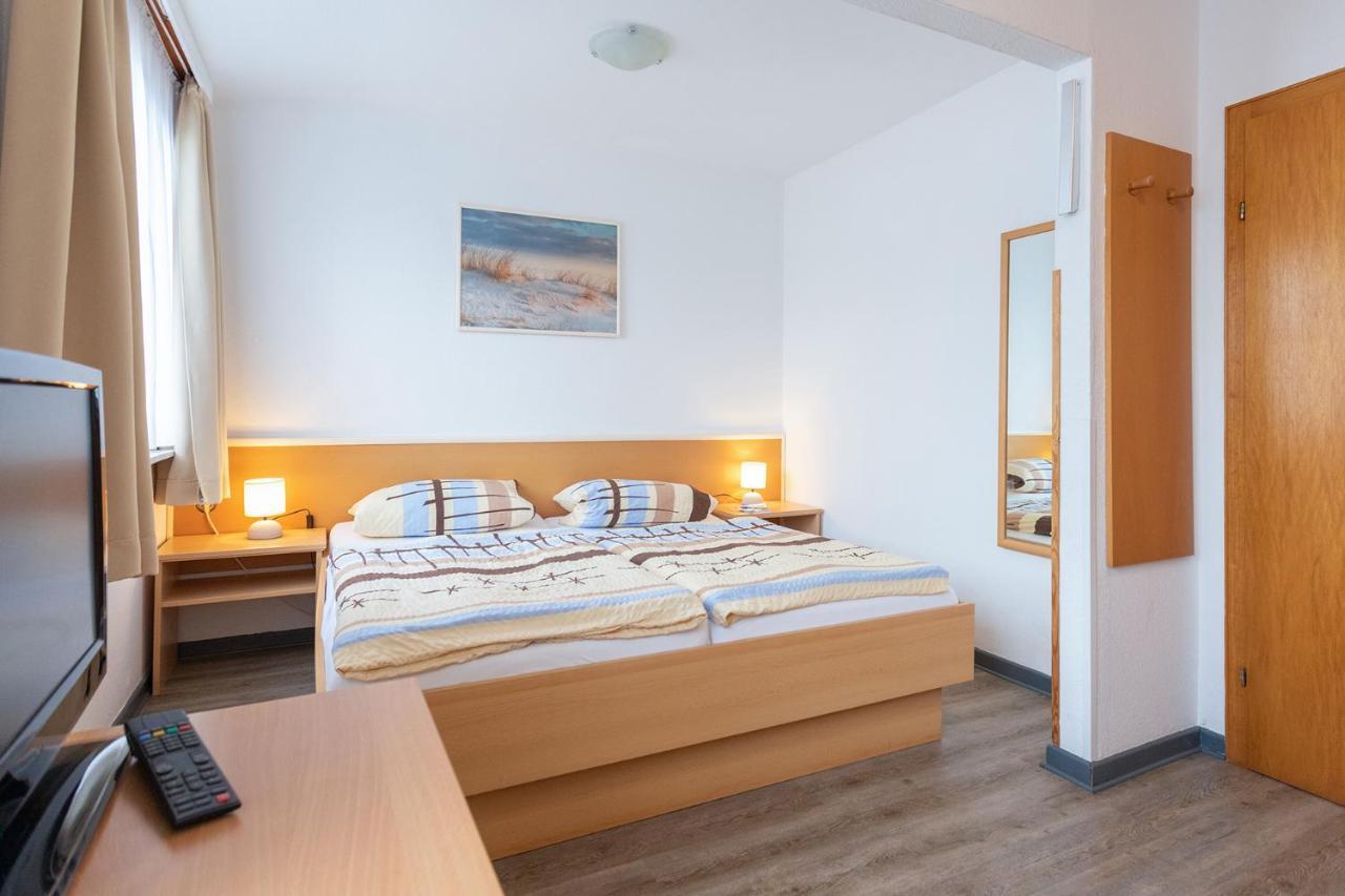 Pension Haus Weierts Norderney Esterno foto